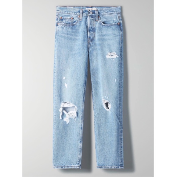 Aritzia | Levi’s Premium Straight Jeans | Size W27 L26 | Light Wash Distressed - Picture 1 of 7
